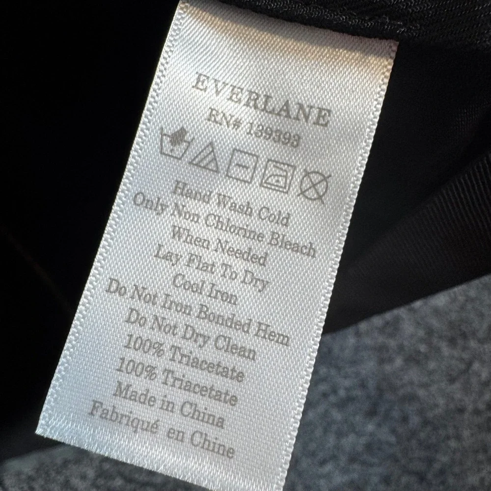 Everlane Black Sleeveless Full Zip Back‎ Shell Top Triacetate Size 0